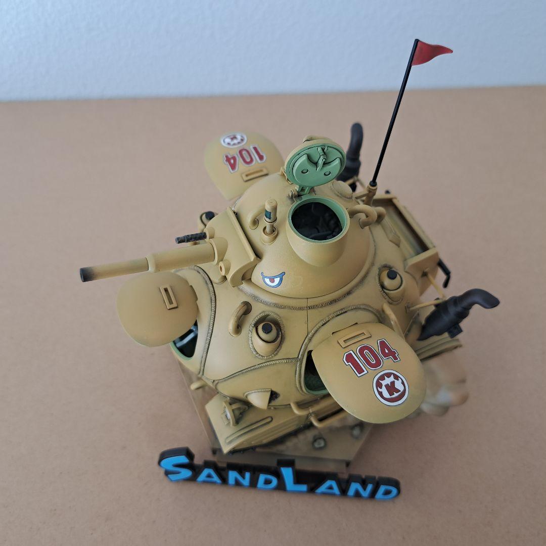 サンドランド国王軍戦車隊104号車　バンダイ1/35 プラモデル完成品