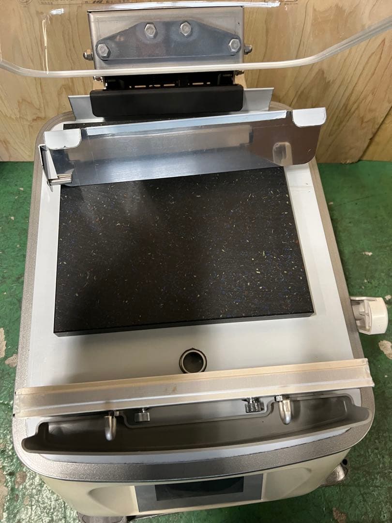 2012年 TOSEI 真空包装機