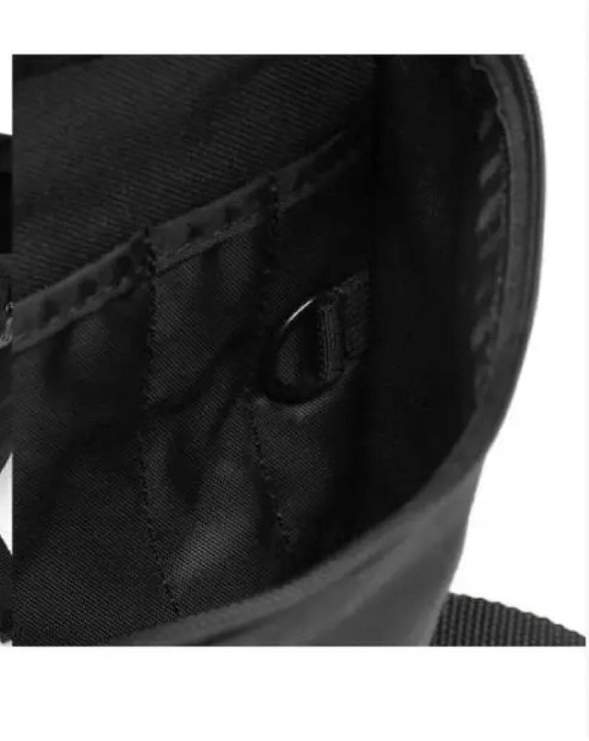 Manhattan Portage メッセンジャーバッグ 黒〈未使用〉