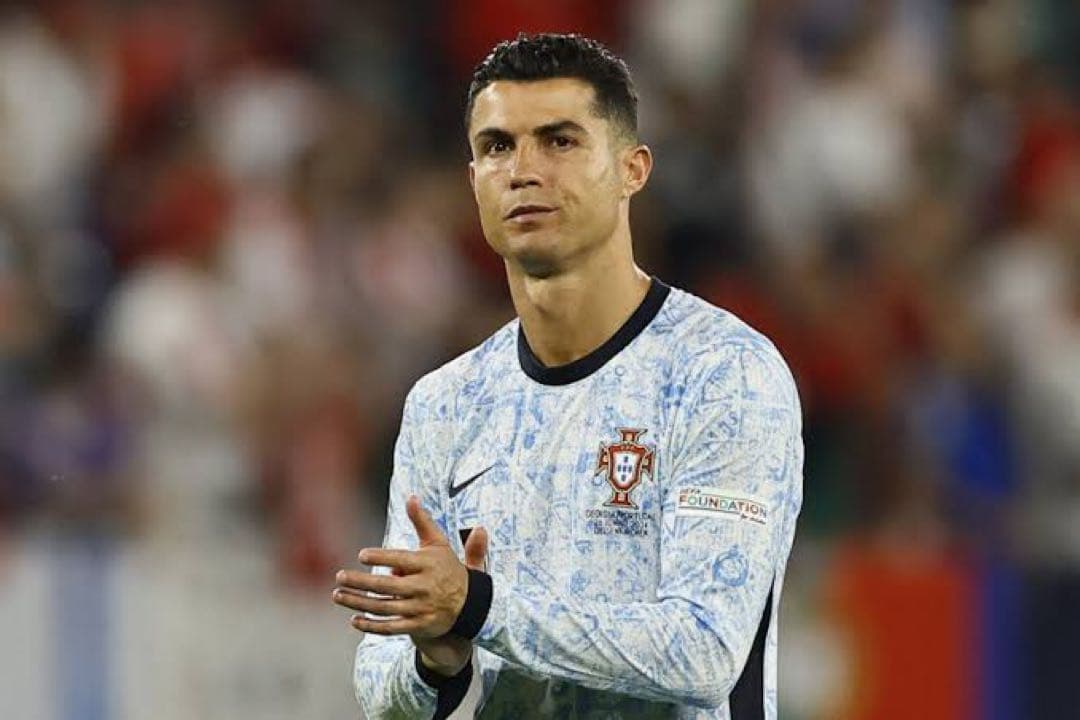 ロナウド900ゴール達成ユニ ポルトガル代表 24/25AWAY背番号7 正規品