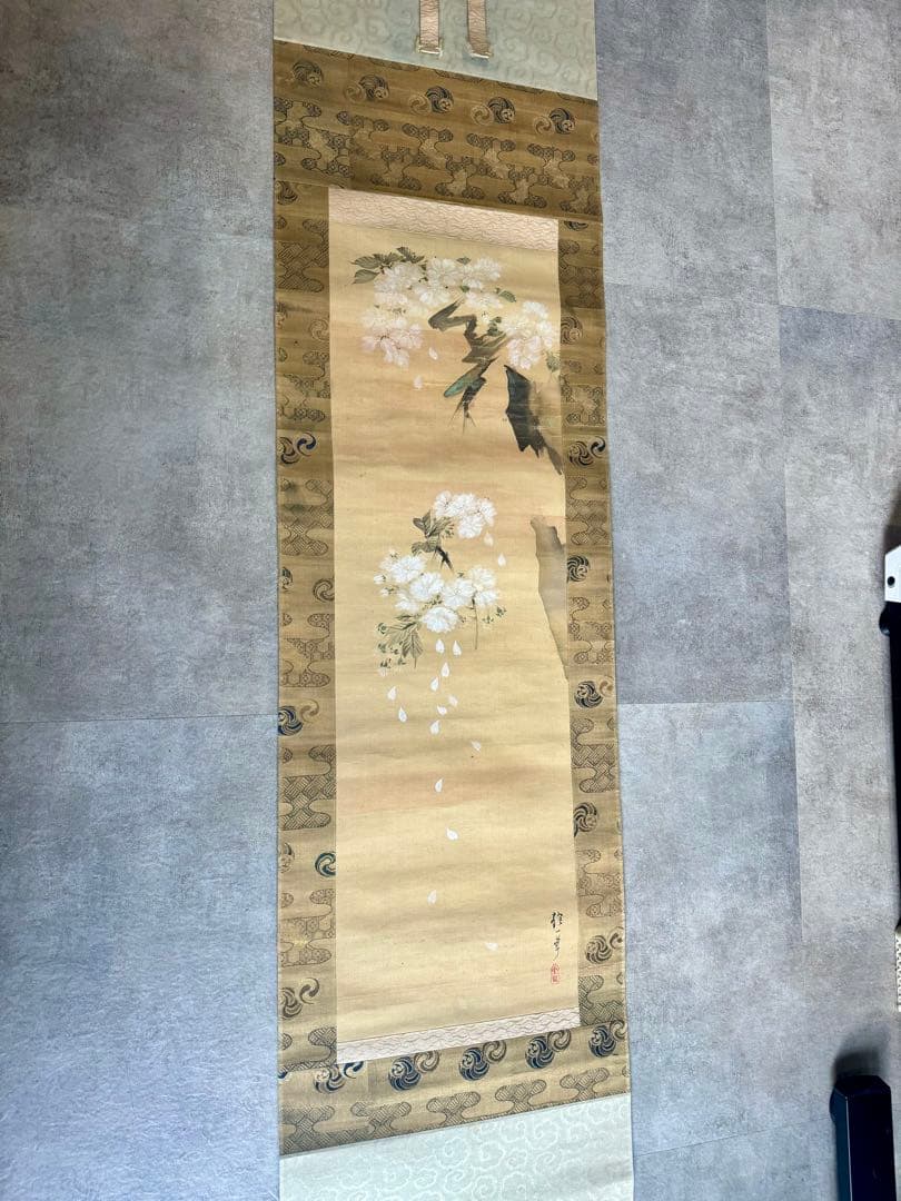 掛軸　骨董　蔵出し　花　木箱付き
