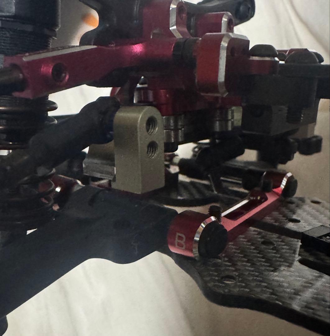 ガレージseek　 yd2eベースシャーシ カーボン仕様おまけ付き