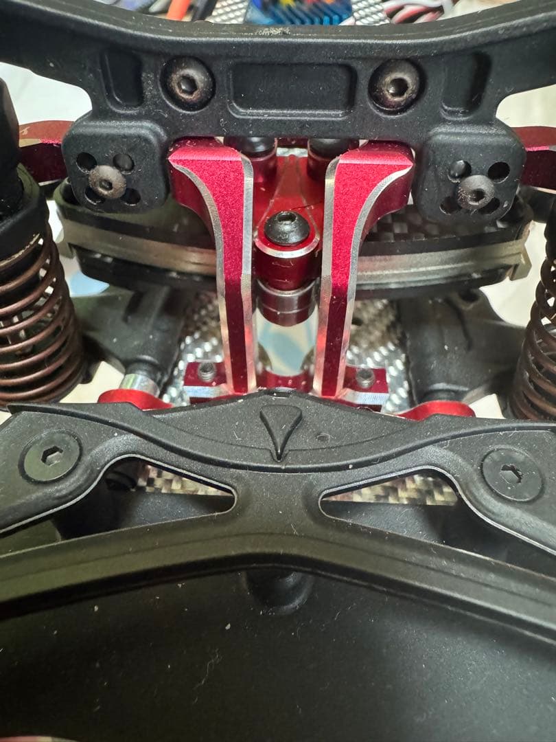 ガレージseek　 yd2eベースシャーシ カーボン仕様おまけ付き