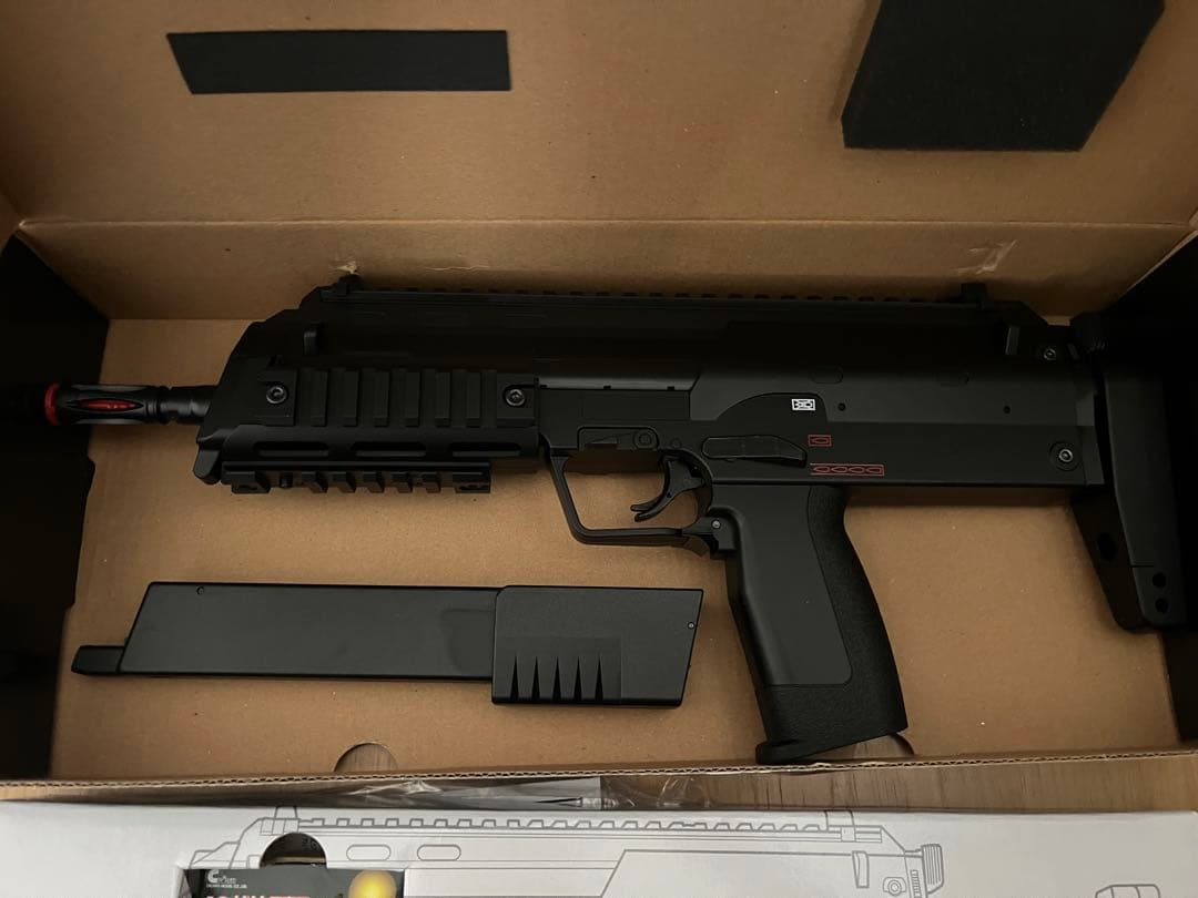 1 新品に近い　クラウンモデル CP7 10歳以上 電動サブマシンガン