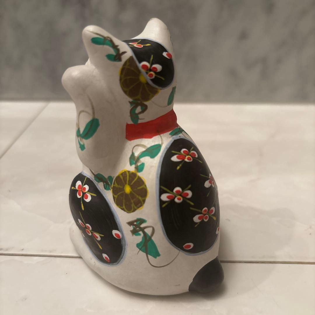 ヴィンテージ仙台堤人形　品格のあるお顔と色鮮やかな色彩が芸術的な招く招き猫