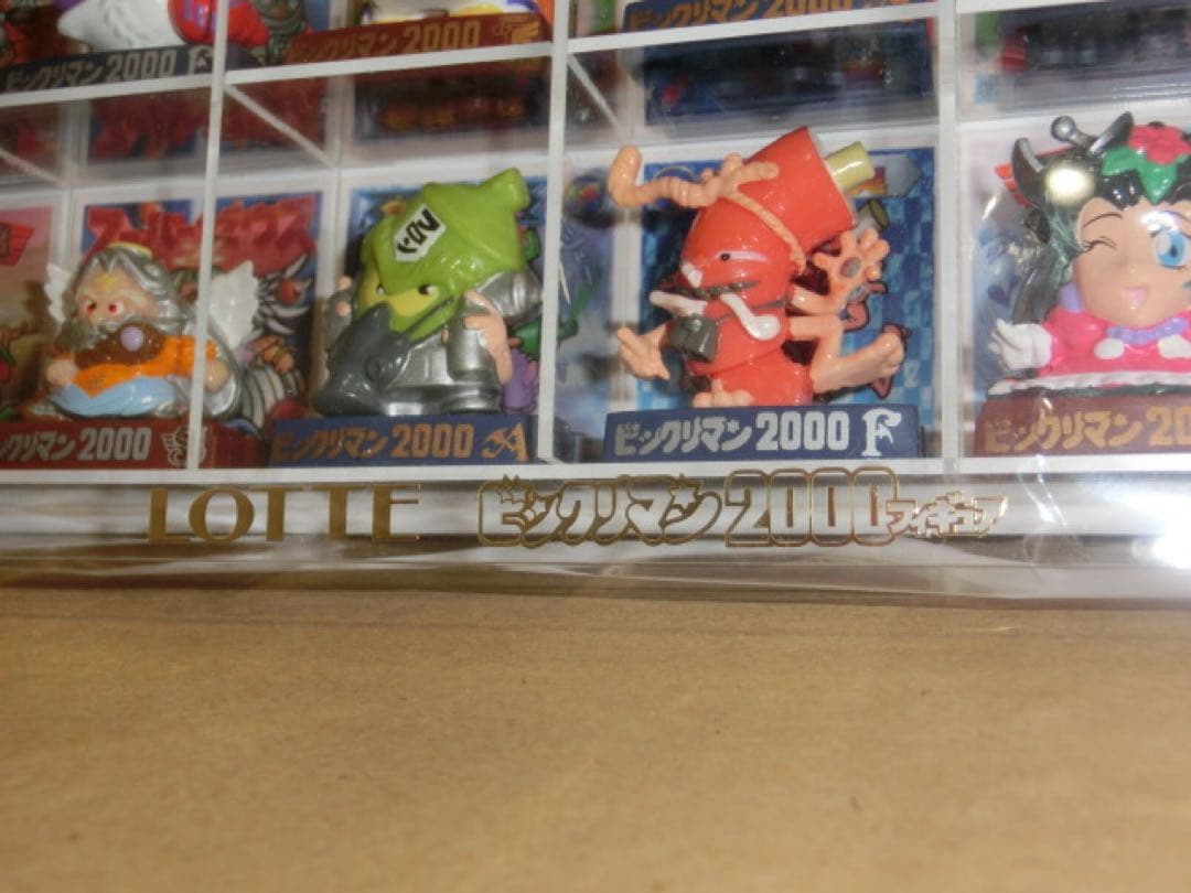 LOTTE ロッテ　ビックリマン2000フィギュア　48種　特製ケース入り