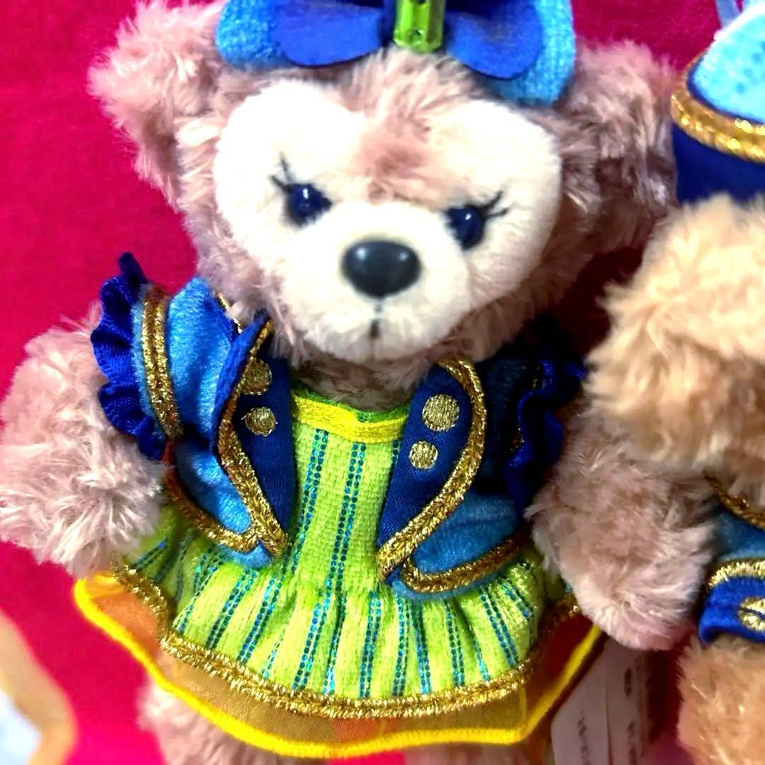 ディズニー　ダッフィー 目覚まし時計　シェリーメイ　ぬいぐるみバッジ　3点セット