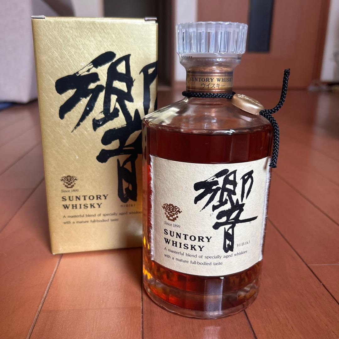 SUNTORY 響 700ml 43% ギフトボックス入り