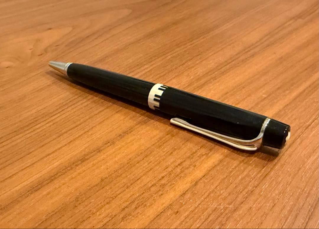 モンブラン ヘルベルト・フォン・カラヤン 2003年限定ドネーションペン