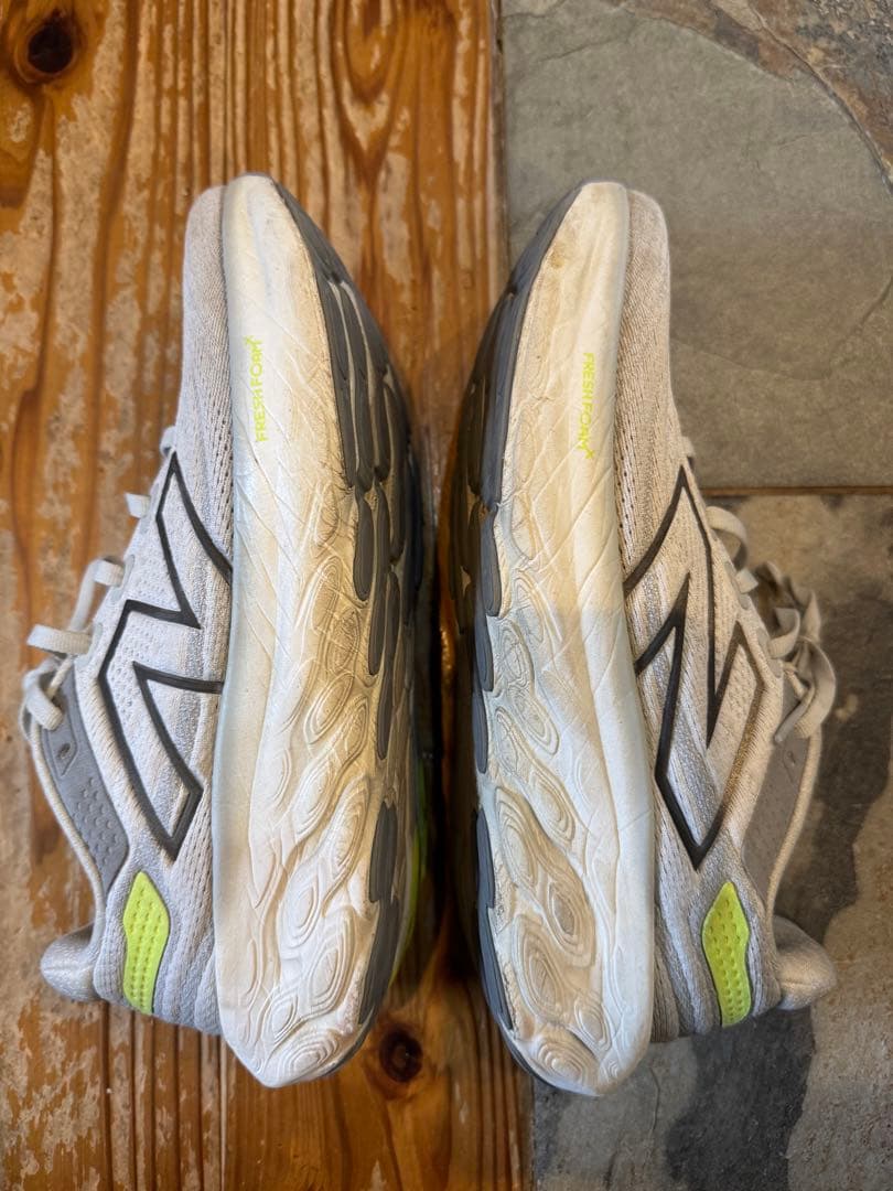 ニューバランス　フレッシュフォームＸ1800