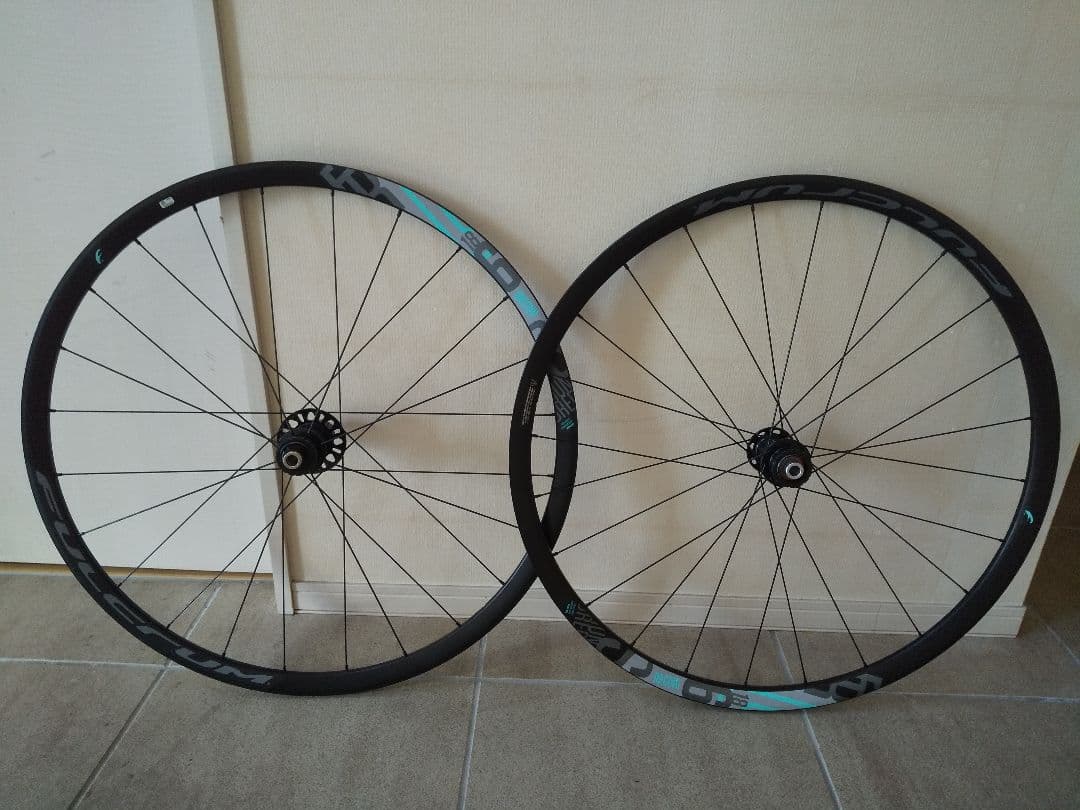 Fulcrum Racing 618DB チェレステカラー シマノフリー+おまけ