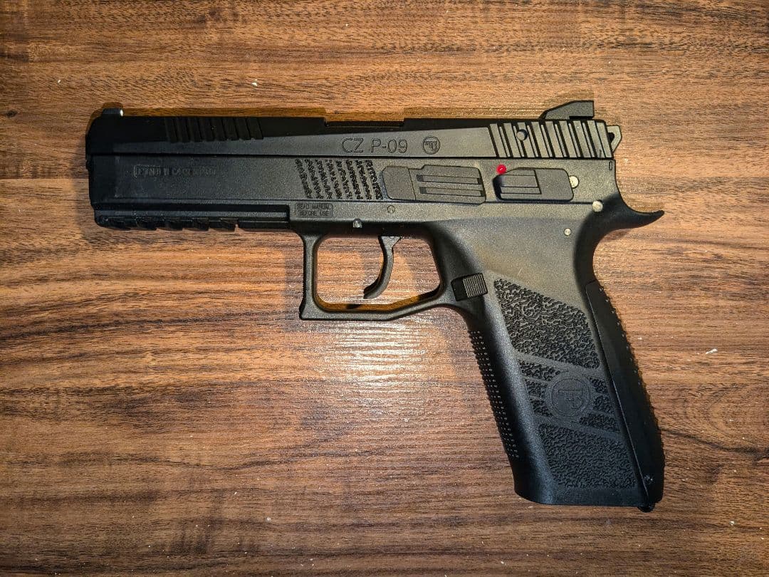 Carbon8 CZ P-09 CO2 カーボネイト