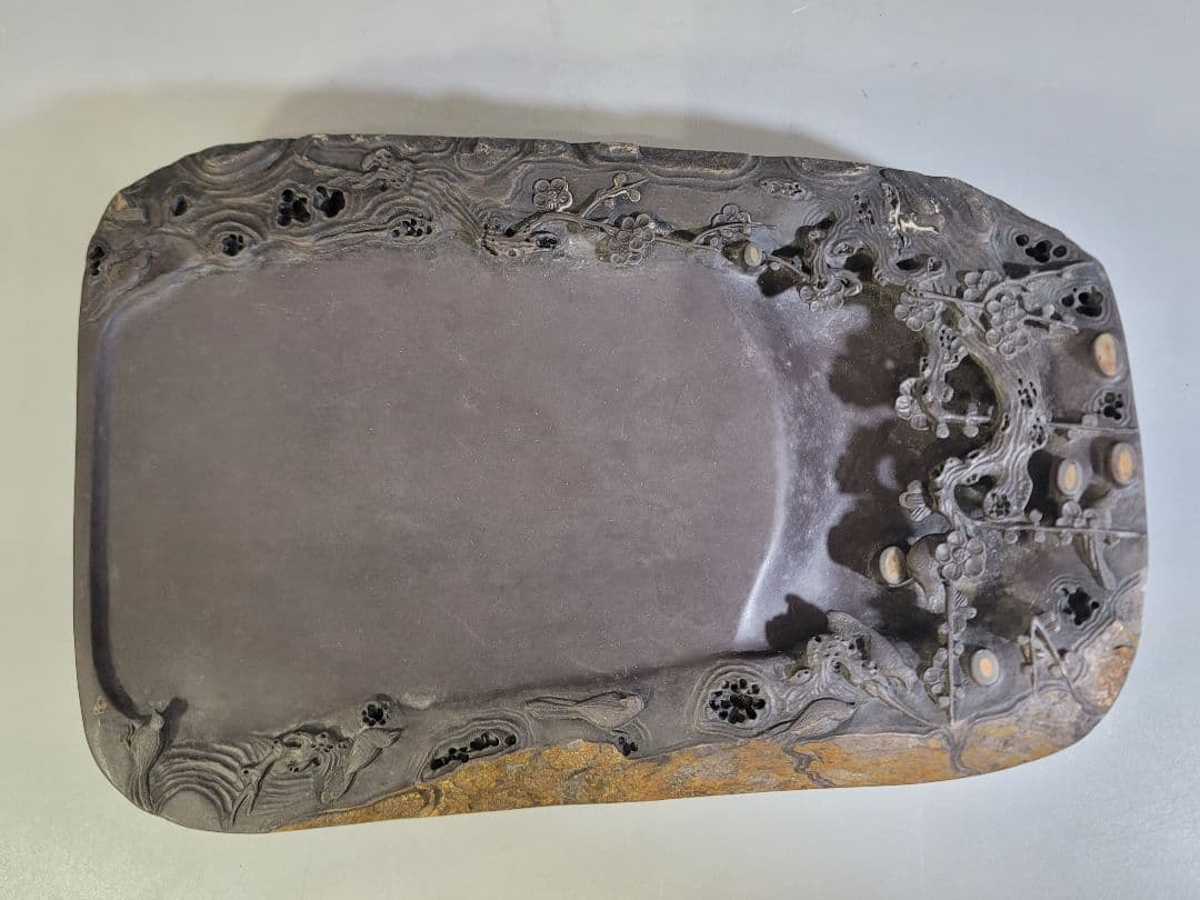 DT531 中国 文房四宝 端渓 刻梅紋 硯 唐木蓋付 美品