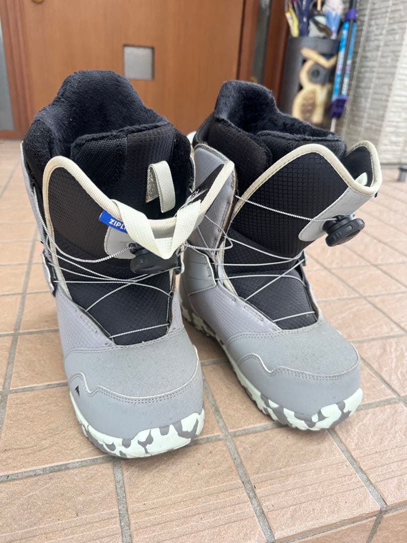 スノーボードブーツ BOAシステム