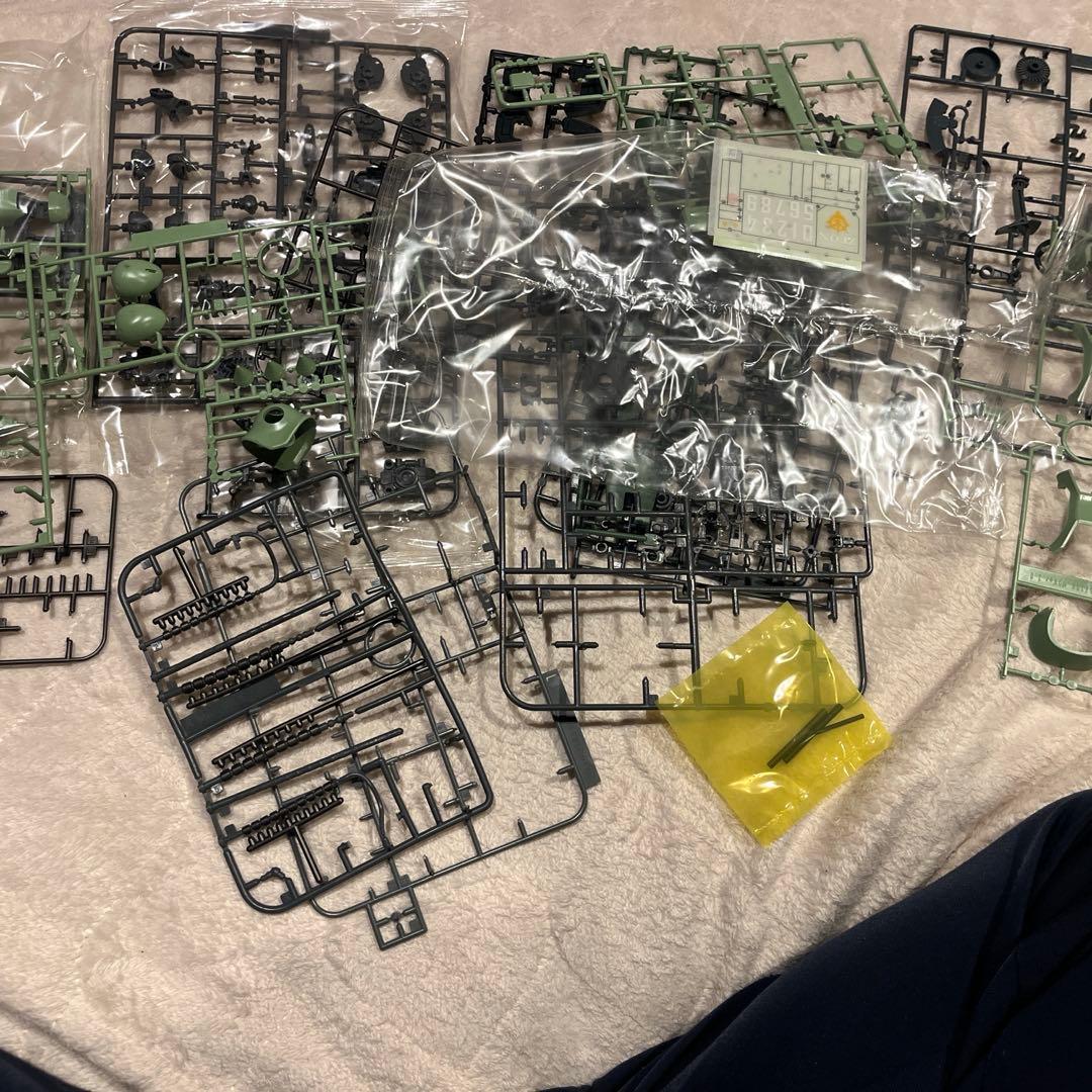 バンダイ MG 1/100 MS-06F ザクマインレイヤー　ジャンク　制作途中