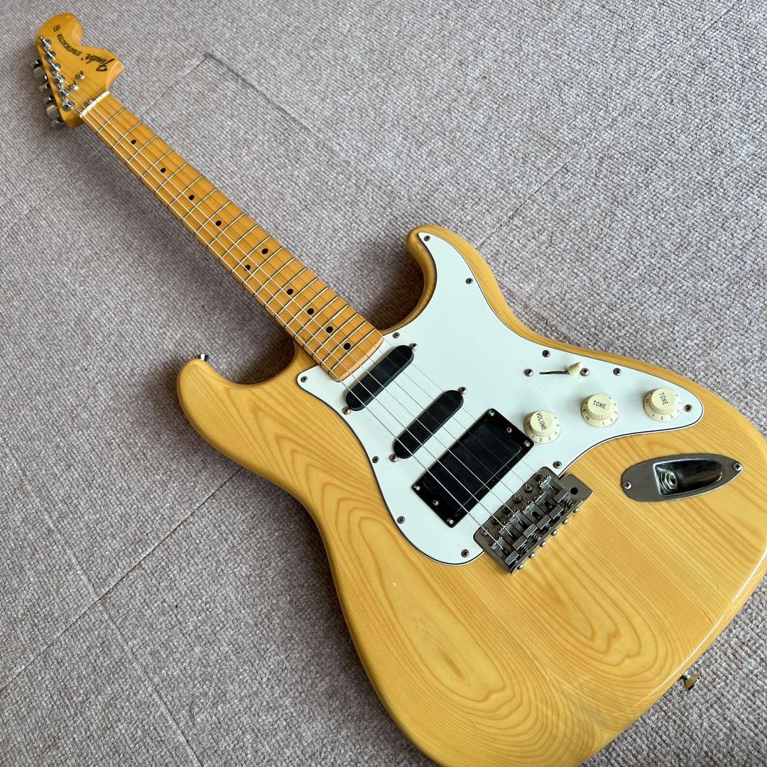 a*t様 Fender ストラトキャスター （EMGピックアップ3連発、ソフトケ