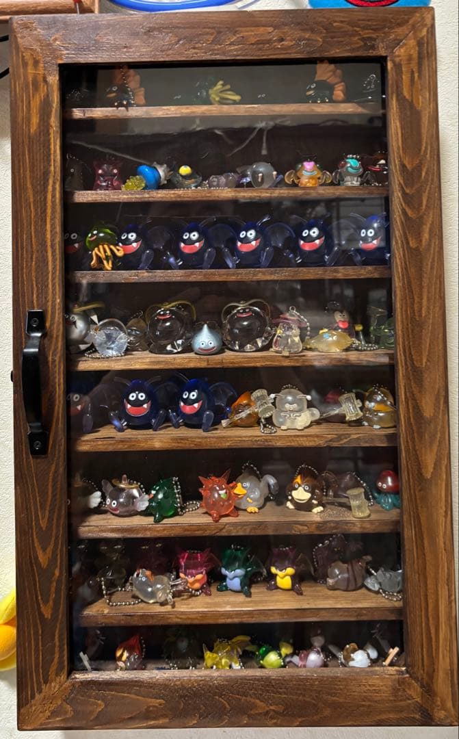 スライムキャラクター アクリルキーホルダー ケース手作りキャビネット付き