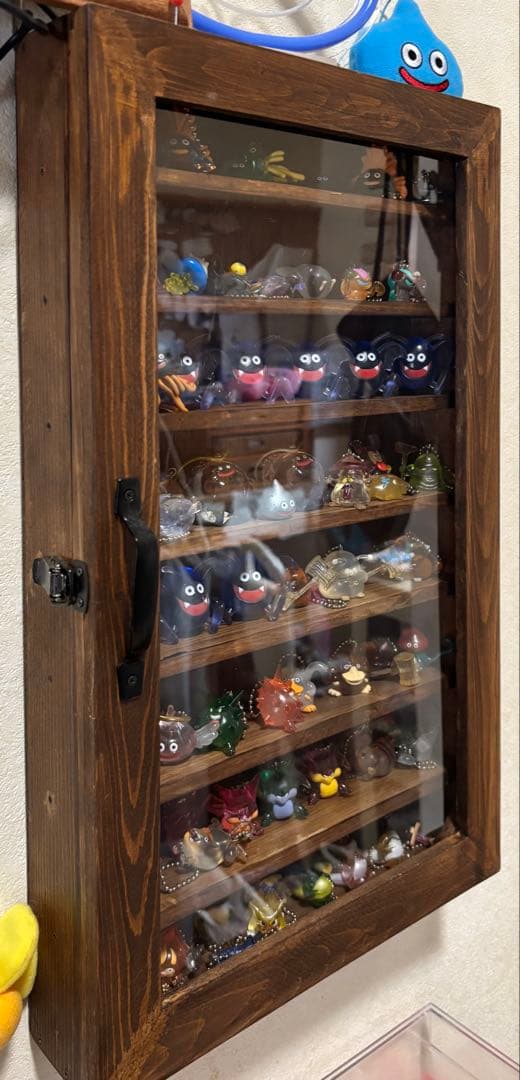 スライムキャラクター アクリルキーホルダー ケース手作りキャビネット付き