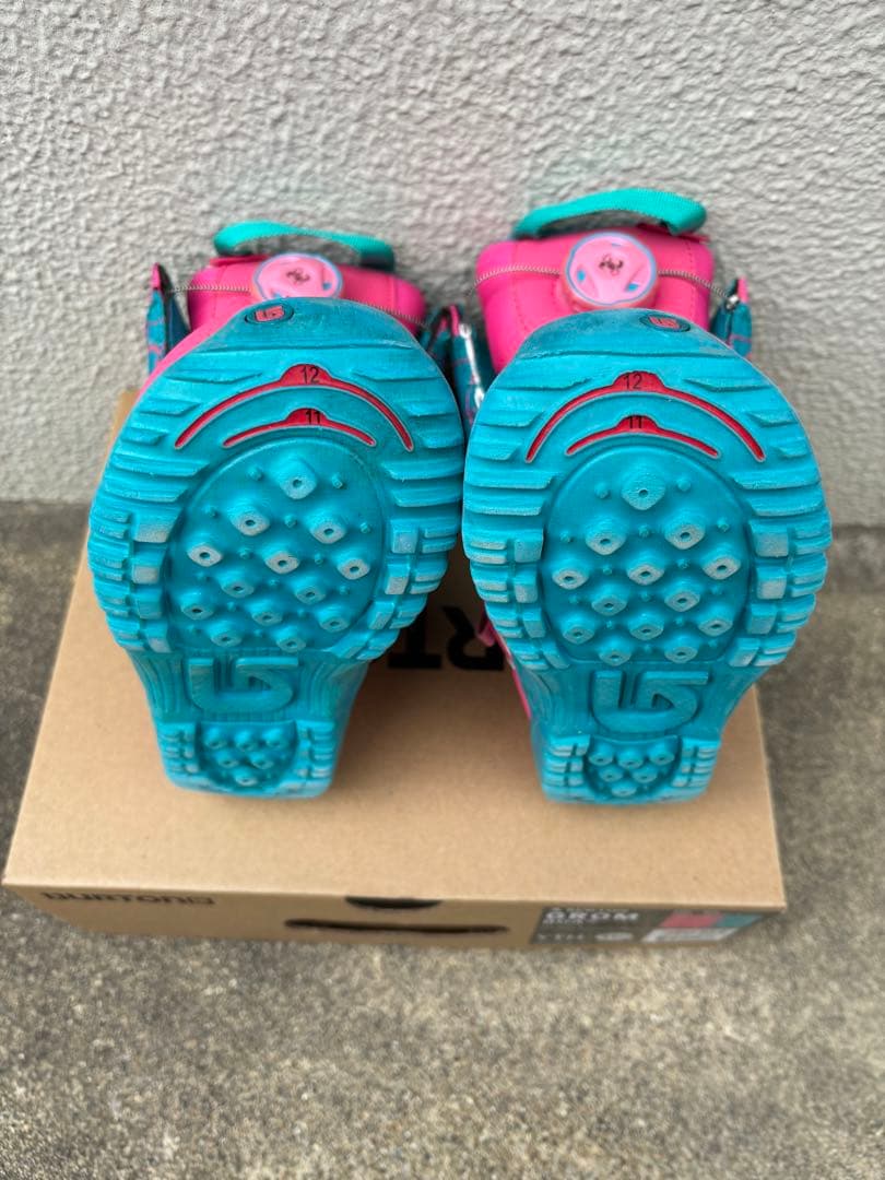 BURTON GROM BOA 11C 子ども用スノーボードブーツ