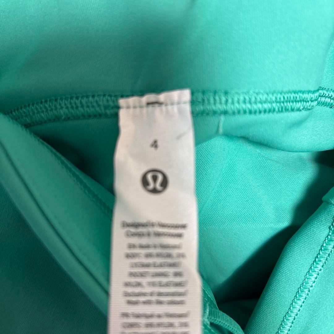 【新品】ルルレモン　ヨガパンツ