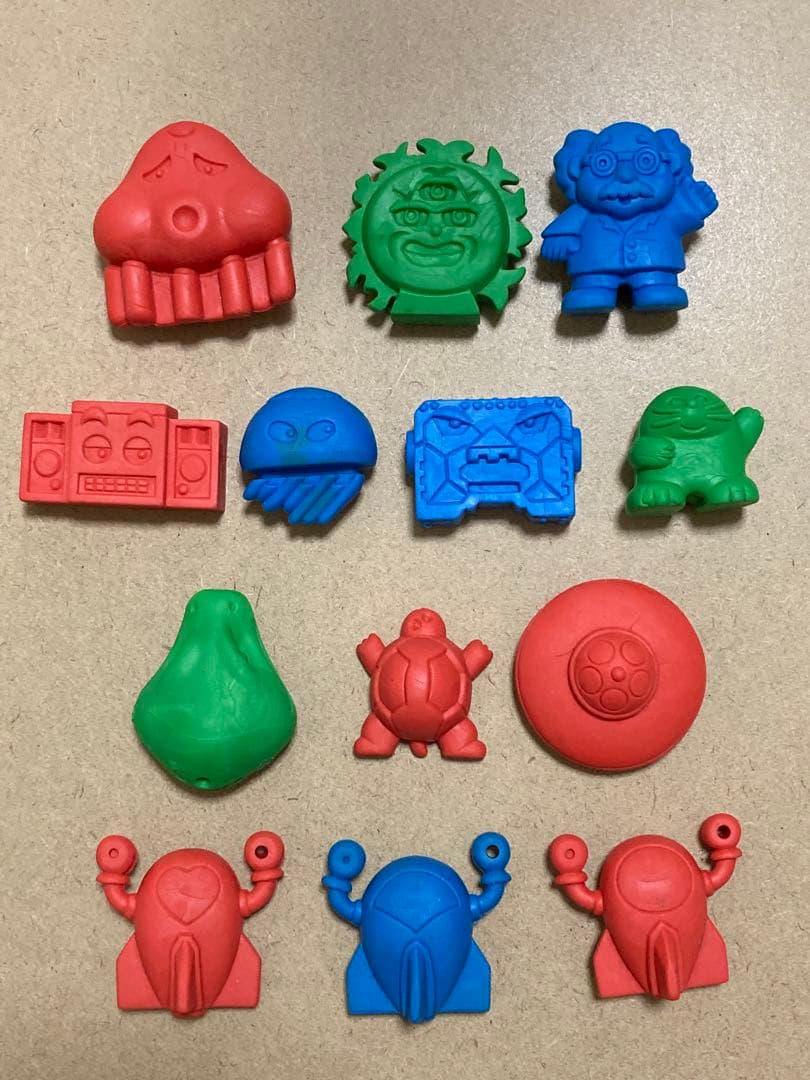 ツインビー　消しゴム　13種類