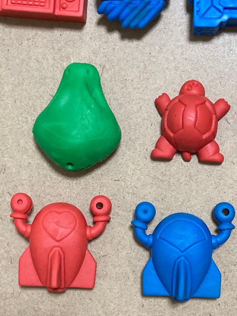 ツインビー　消しゴム　13種類