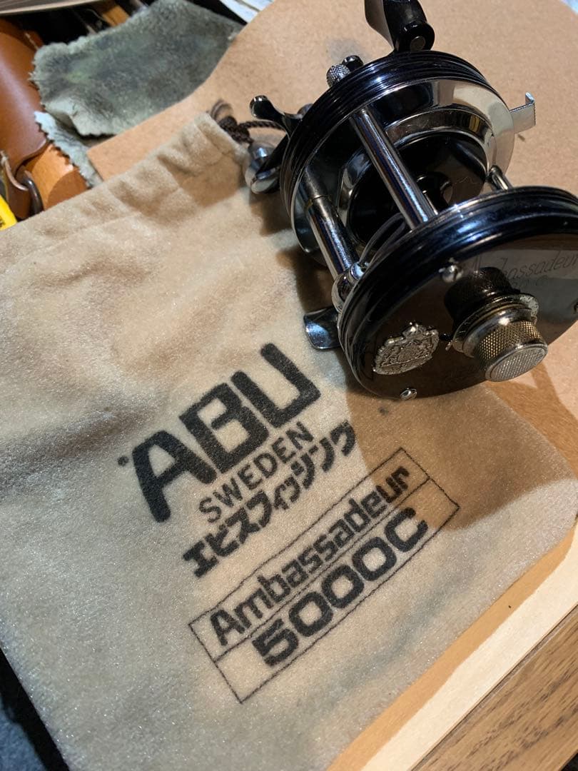 W*r様 ABU5000C アンバサダー 当時物 ベイトリール アブ(五十鈴リー