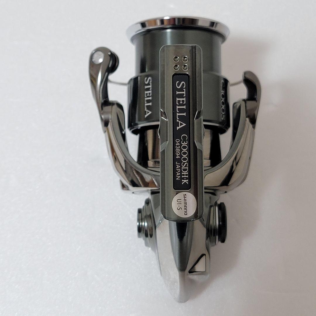 シマノ 22 ステラ C3000SDH ほぼ未使用美品