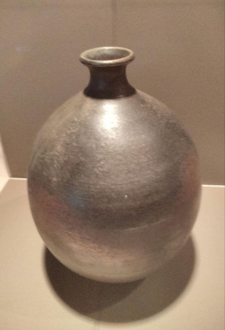 金彩備前焼壺　極上品