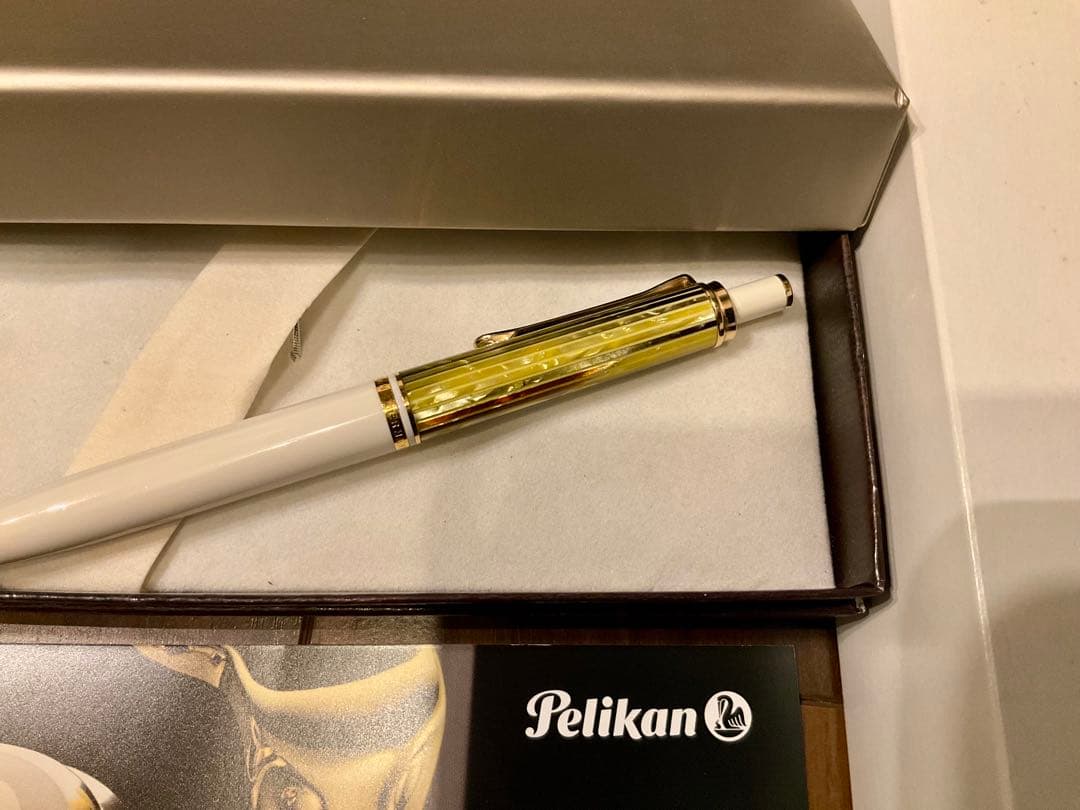 ミ*ー様 ほぼ未使用　ペリカン スーベレーン D400シャープペンシル　ホワイト