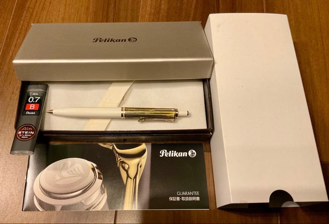 ミ*ー様 ほぼ未使用　ペリカン スーベレーン D400シャープペンシル　ホワイト