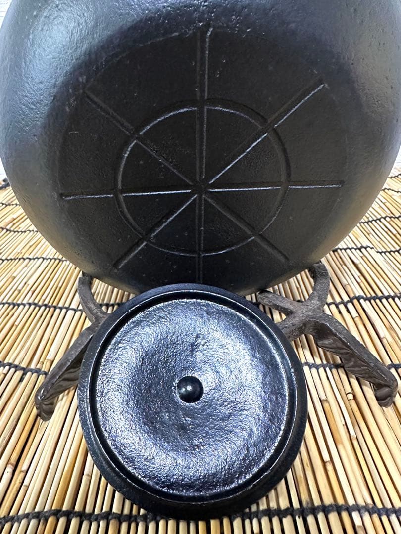 未使用品、供箱、栞付　南部文秀堂造　１５型 ＩＨ機器対応モデル　南部鉄瓶