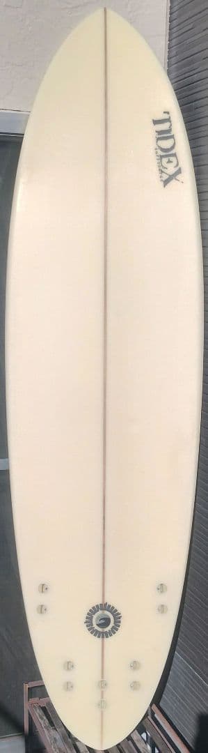 サーフボード　ショートボード（5フィン）