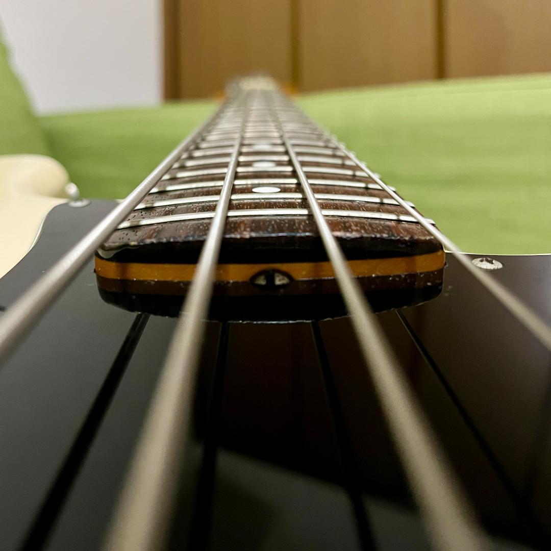 ベース Fender Japan PB70-70US Olympic White