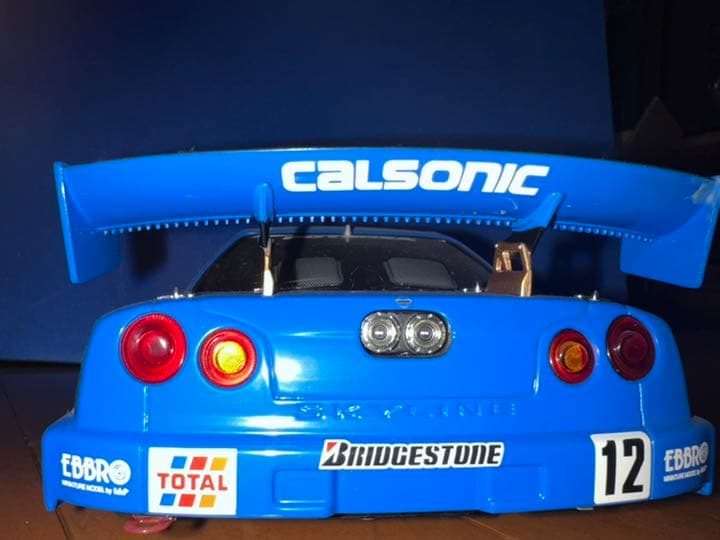 オートアート1/18日産スカイラインGTR