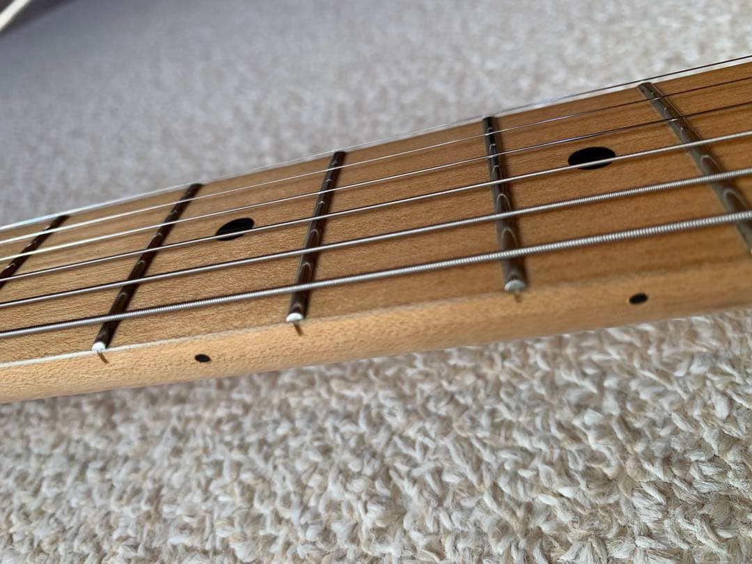 Squierスクワイヤー　ストラト