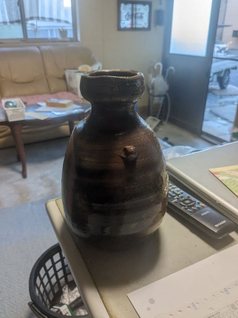 古い花瓶焼物