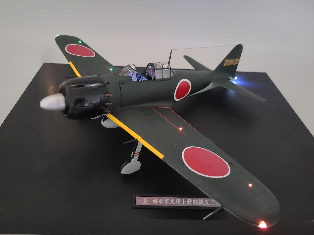 タミヤ 1/32 零式艦上戦闘機52型リアルモーターライズ 完成品 零戦