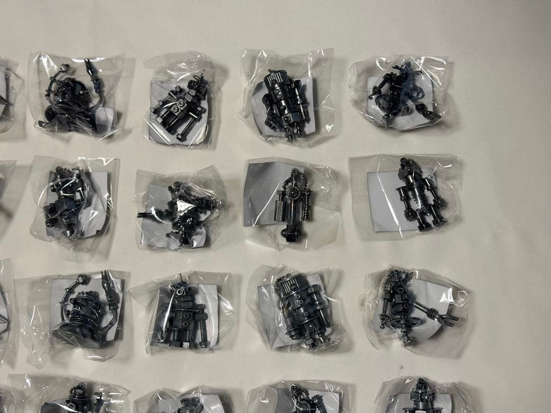 ね*こ様 米津玄師　がらくた　黒メタリック