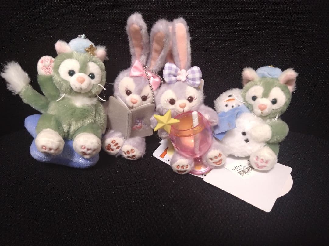 ダッフィー　ジェラトーニ　ステラルー　ぬいぐるみバッジ　チャーム　キーホルダー