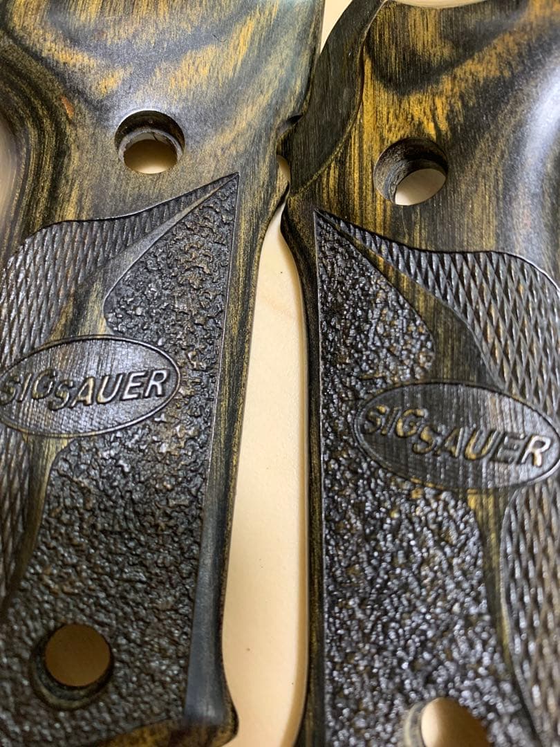 美品　希少東京マルイ シグ P226アルタモン木製グリップ　ブラックウォーター