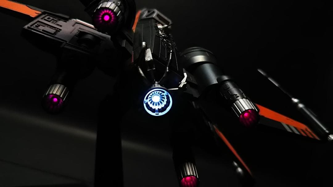 電飾改修　完成品　ブースティッド　Xウイング　1/72 塗装済　BANDAI