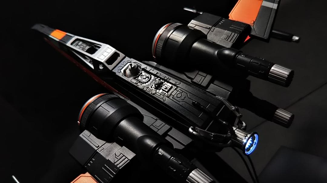 電飾改修　完成品　ブースティッド　Xウイング　1/72 塗装済　BANDAI