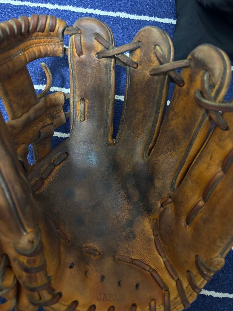 ドナイヤ　硬式　グローブ　グラブ　山田哲人モデル