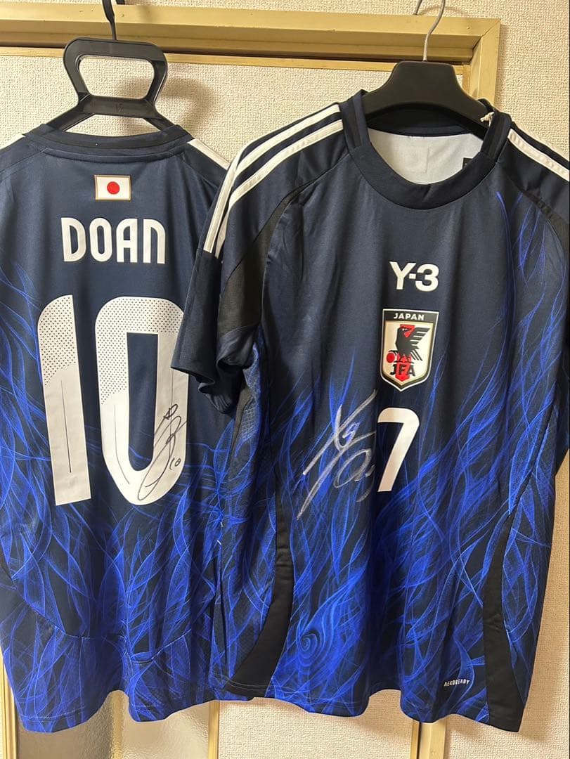 Y-3 サッカーシャツMITOMA 10 7