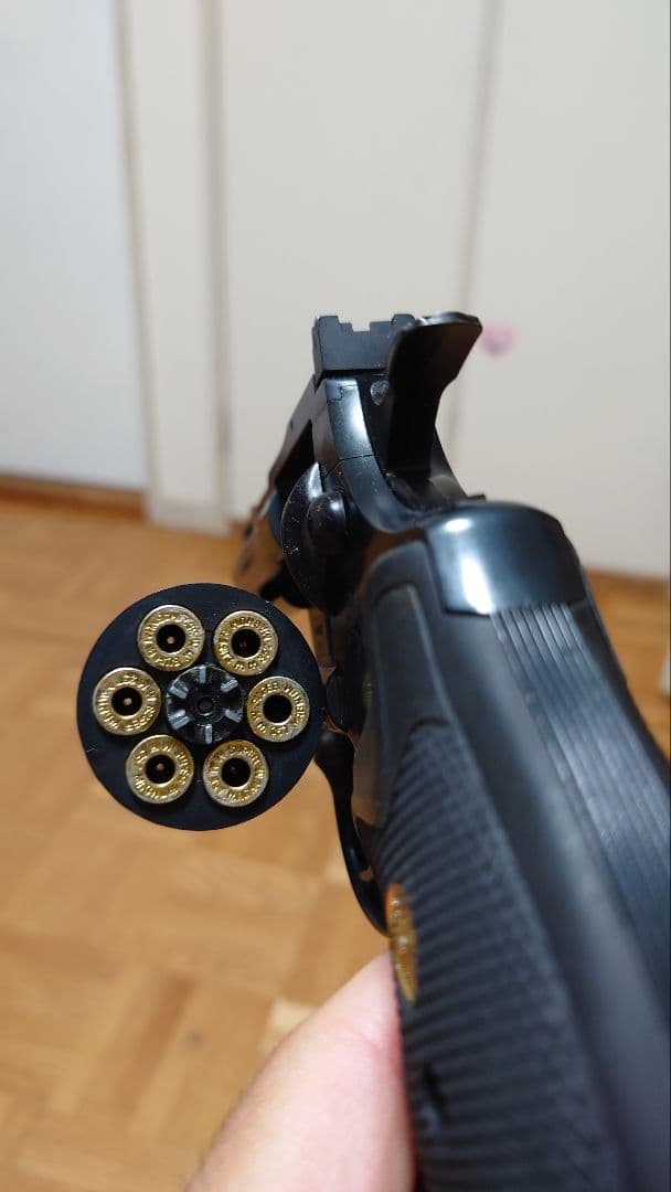 （絶版）東京マルイ　コルト .357マグナム ガスリボルバー