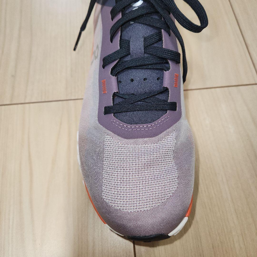 美品 On Cloudflow4 25cm ランニングシューズ