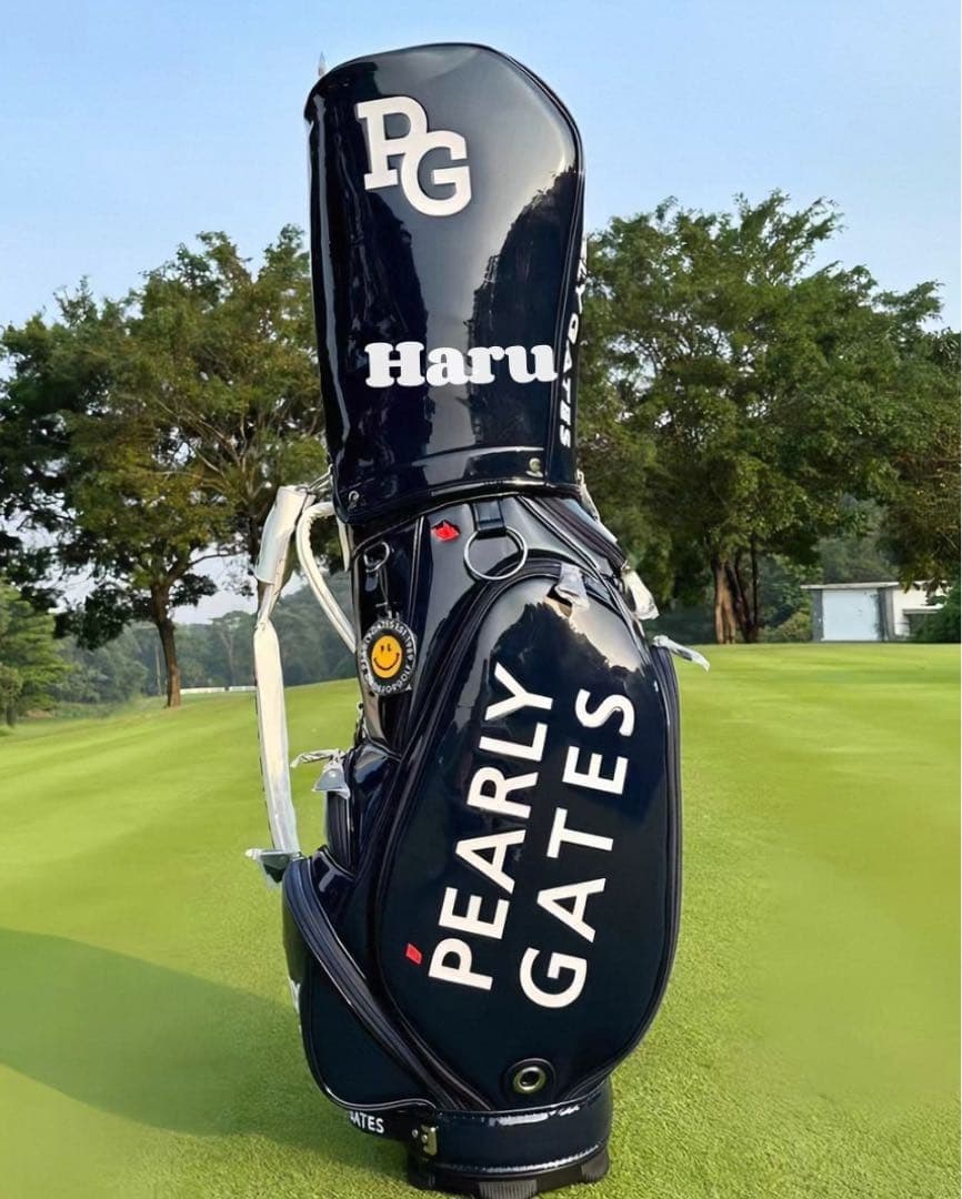 PEARLY GATES エナメルキャディバッグ