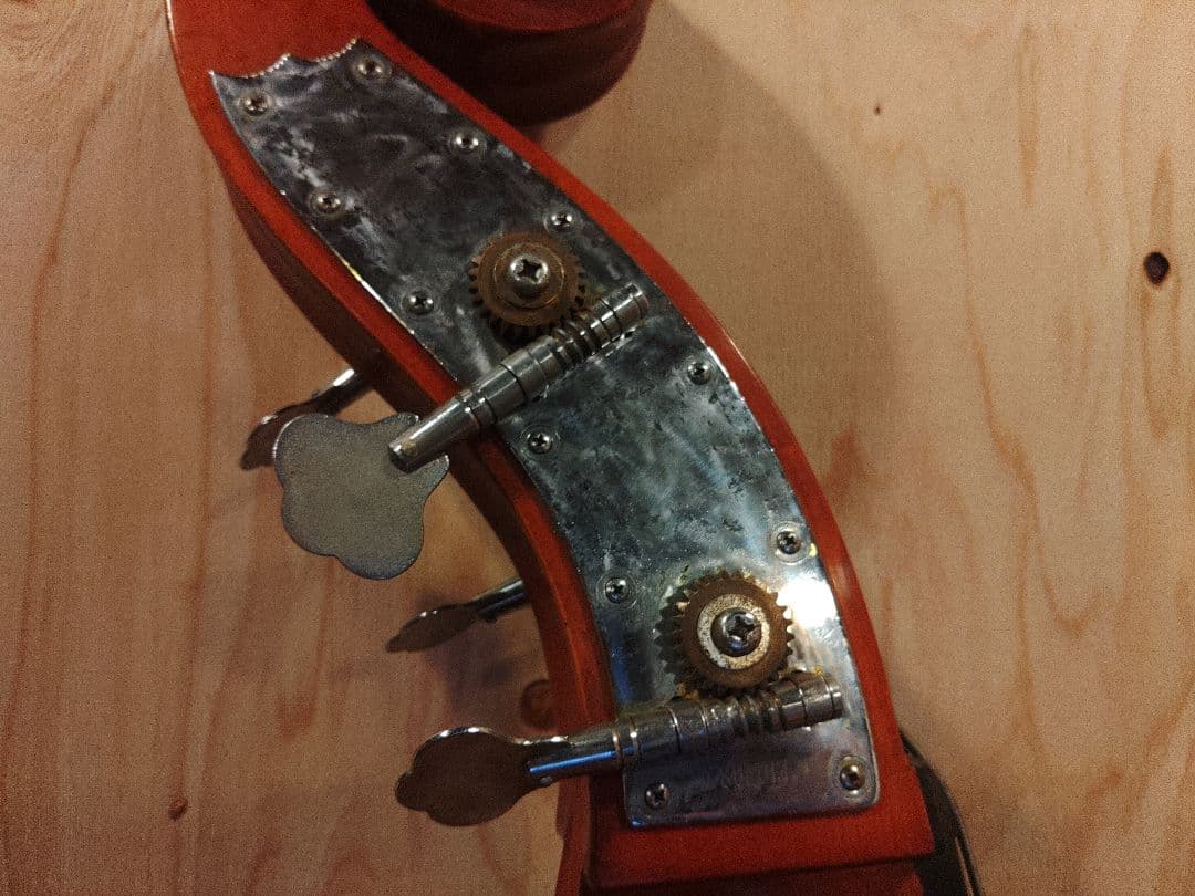 コントラバスウッドベース SUZUKI4/4サイズgold999購入はコメ下さい