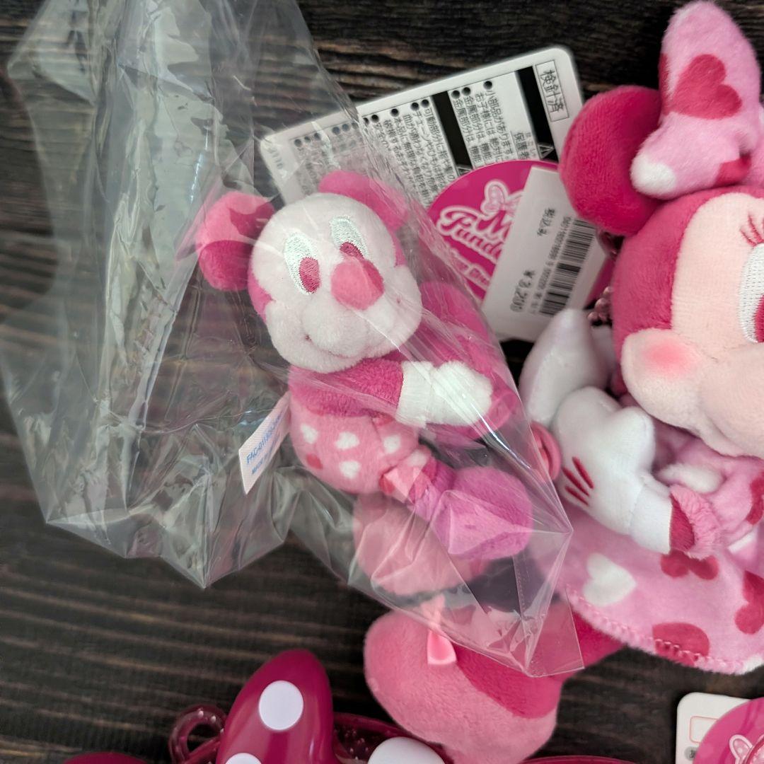 ディズニー　新品　ミッキー　ミニー　　ぬいぐるみチャーム　セット　パルパルーザ